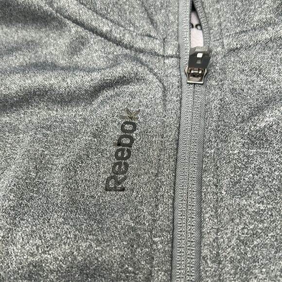 Reebok Boys Gray & Black Full Zip Hoodie with 2 Pockets Size 6 - Picture 2 of 9